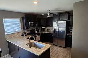 1125 Alta Vista Dr, Pingree Grove, IL 60140 - Photo 7