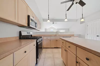 1323 Coral Bell Drive, Joliet, IL 60435 - Photo 7