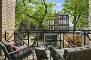 65 W Schiller St, Chicago, IL 60610 - Photo 17