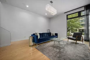 65 W Schiller St, Chicago, IL 60610 - Photo 21