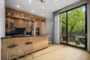 65 W Schiller St, Chicago, IL 60610 - Photo 15