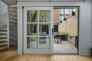 65 W Schiller St, Chicago, IL 60610 - Photo 3