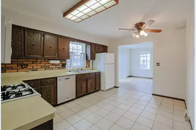 961 Dearborn Circle, Carol Stream, IL 60188 - Photo 11