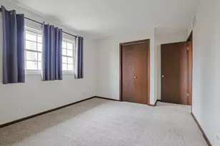 961 Dearborn Cir, Carol Stream, IL 60188 - Photo 21