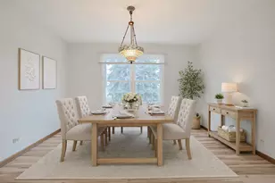 961 Dearborn Cir, Carol Stream, IL 60188 - Photo 7