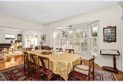 324 Davis Street, Evanston, IL 60201 - Photo 7