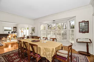 324 Davis St, Evanston, IL 60201 - Photo 7