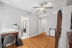 6926 S Paxton Ave, Chicago, IL 60649 - Photo 15