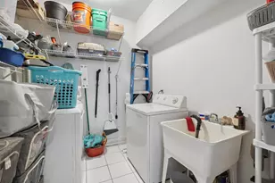 6926 S Paxton Ave, Chicago, IL 60649 - Photo 21