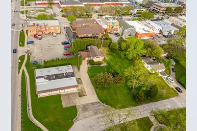 4703 Garfield Avenue, Lisle, IL 60532 - Photo 7