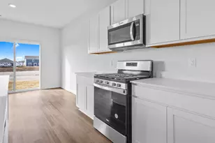 13550 S Coronado Circle, Plainfield, IL 60544 - Photo 3