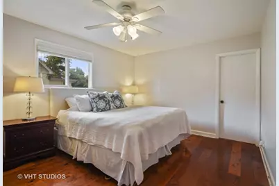 123 Woodland Road, Libertyville, IL 60048 - Photo 9