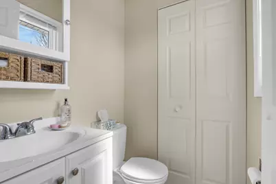 1501 Washington Street, Lake in the Hills, IL 60156 - Photo 11