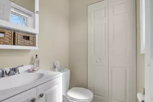 1501 Washington St, Lake in the Hills, IL 60156 - Photo 11