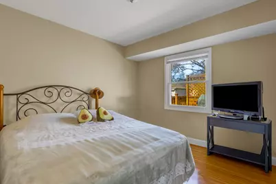 1501 Washington Street, Lake in the Hills, IL 60156 - Photo 9