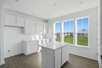 319 Settlers Place, West Dundee, IL 60118 - Photo 3