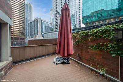 211 E Ohio Street #716, Chicago, IL 60611 - Photo 17
