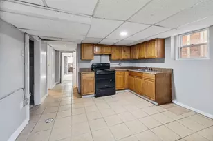 6633 S Campbell Ave, Chicago, IL 60629 - Photo 29