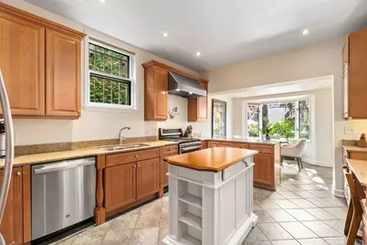 2112 N Dayton Street, Chicago, IL 60614 - Photo 13