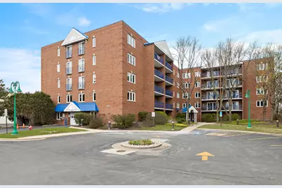 6755 N Milwaukee Avenue #303, Niles, IL 60714 - Photo 1