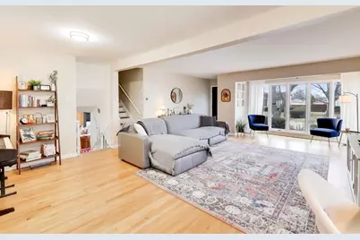 2506 Allison Court, Glenview, IL 60025 - Photo 3