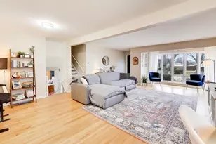 2506 Allison Ct, Glenview, IL 60025 - Photo 3