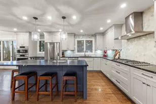 940 Weatherbee Pl, Downers Grove, IL 60516 - Photo 9