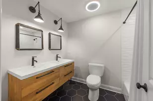 940 Weatherbee Pl, Downers Grove, IL 60516 - Photo 11