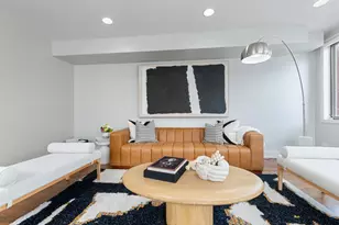 1527 W Pearson St, Chicago, IL 60642 - Photo 13