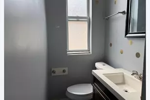 7407 S Kenwood Ave, Chicago, IL 60619 - Photo 5