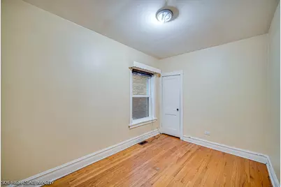 9323 S Rhodes Avenue, Chicago, IL 60619 - Photo 9