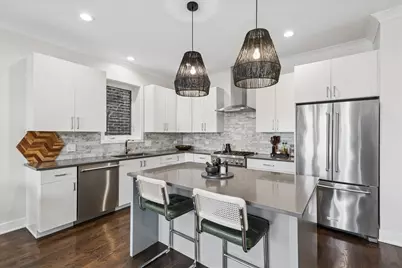 3035 W Belmont Avenue #2E, Chicago, IL 60618 - Photo 7