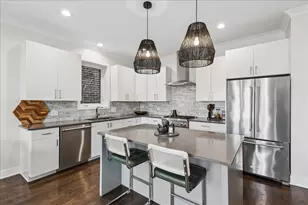 3035 W Belmont Ave, Chicago, IL 60618 - Photo 7