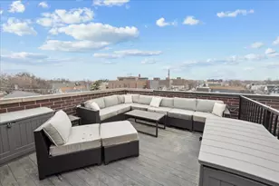 3035 W Belmont Ave, Chicago, IL 60618 - Photo 21