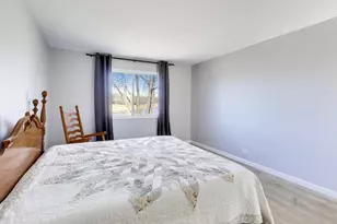 421 N Ashbury Ave, Bolingbrook, IL 60440 - Photo 19