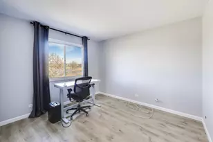 421 N Ashbury Ave, Bolingbrook, IL 60440 - Photo 27