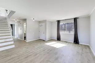 421 N Ashbury Ave, Bolingbrook, IL 60440 - Photo 7