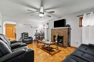 14427 S Palmer Ave, Posen, IL 60469 - Photo 3