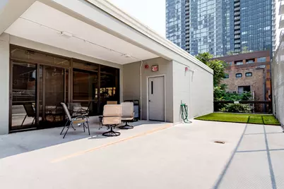 1212 N Wells Avenue #1402, Chicago, IL 60610 - Photo 25