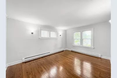 1910 Elim Avenue, Zion, IL 60099 - Photo 5