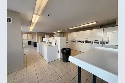 1122 N Clark Street #1702, Chicago, IL 60610 - Photo 15