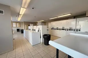 1122 N Clark St, Chicago, IL 60610 - Photo 15