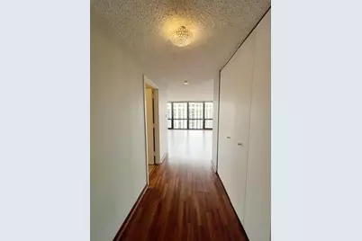 1122 N Clark Street #1702, Chicago, IL 60610 - Photo 3