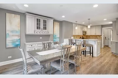 843 Rosebud Court #843, Roselle, IL 60172 - Photo 5