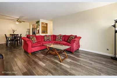 1322 S New Wilke Road #1C, Arlington Heights, IL 60005 - Photo 11