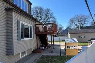 7813 W 65th Pl, Bedford Park, IL 60501 - Photo 5