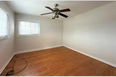 240 Hatlen Avenue, Mount Prospect, IL 60056 - Photo 25