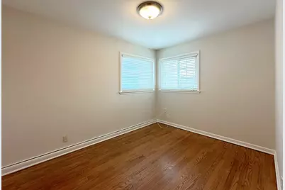 240 Hatlen Avenue, Mount Prospect, IL 60056 - Photo 17