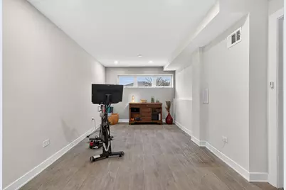 1106 N 13th Avenue, Melrose Park, IL 60160 - Photo 23