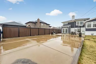 1106 N 13th Ave, Melrose Park, IL 60160 - Photo 41